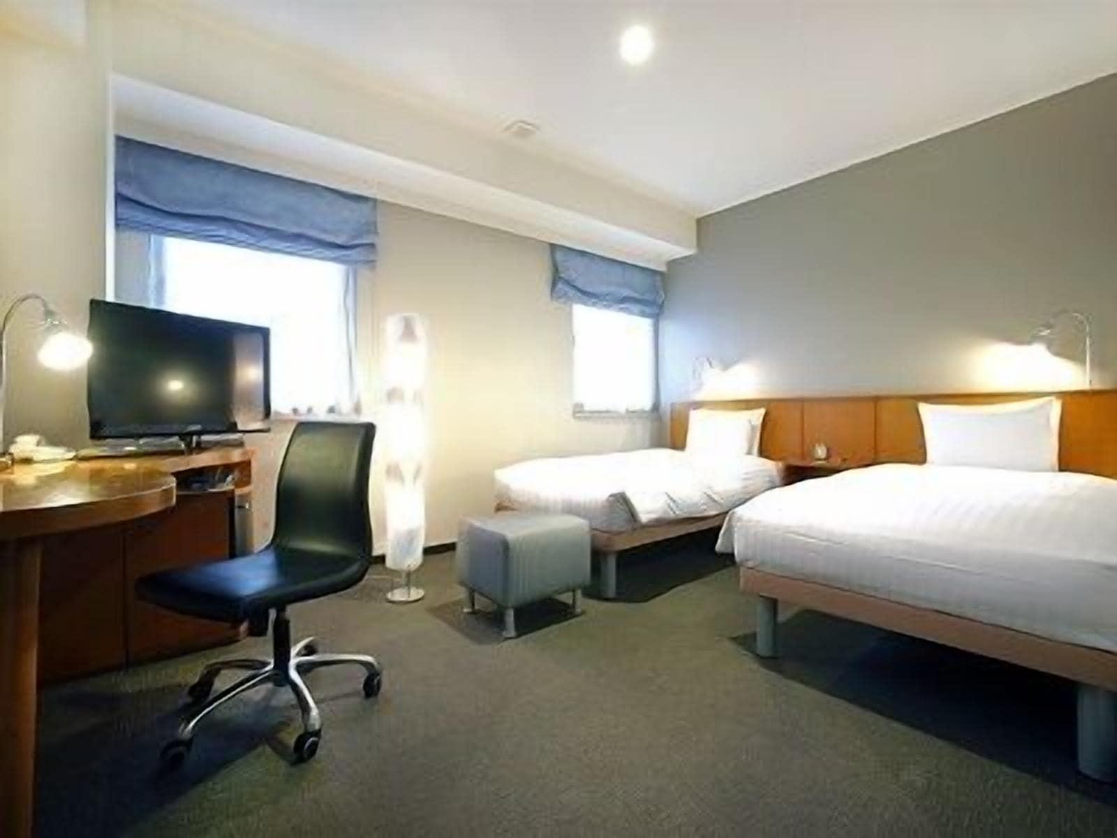 Sun Days Inn Kagoshima Bagian luar foto